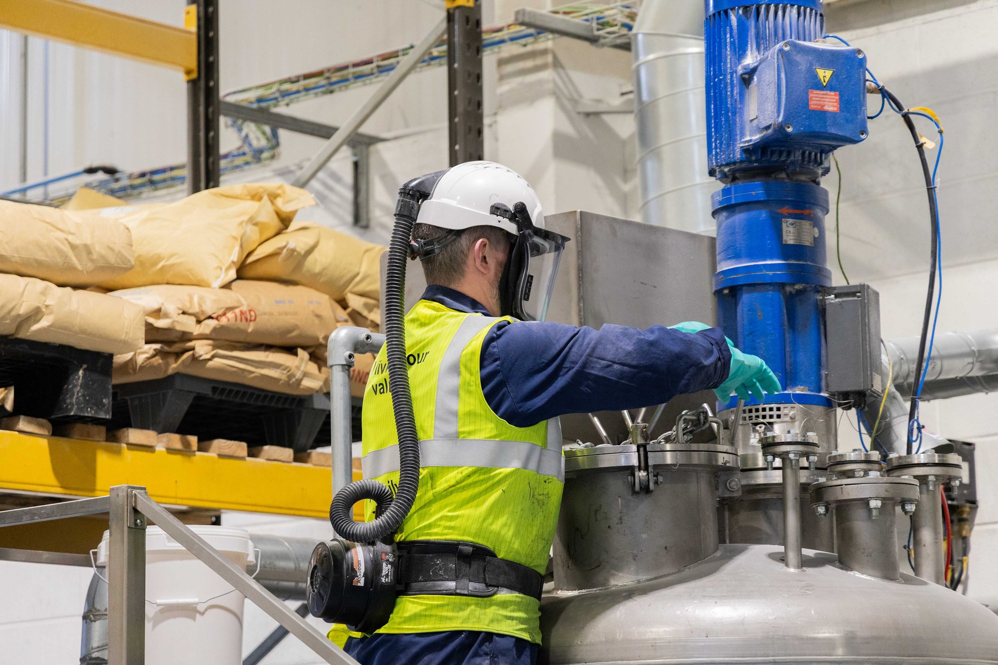 lab-blue-vat